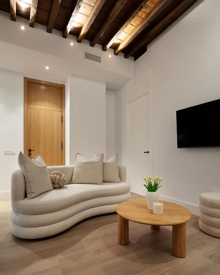 Inmalaga Hills Downtown Apartment